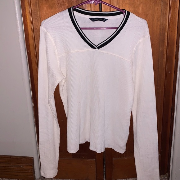 Abercrombie & Fitch Waffle Knit Long Sleeve Size Medium - Picture 2 of 4